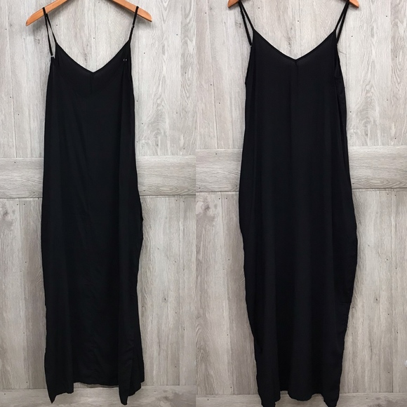 Back2Basics Dresses & Skirts - Black Spaghetti Strap Boyfriend Maxi Dress BB128